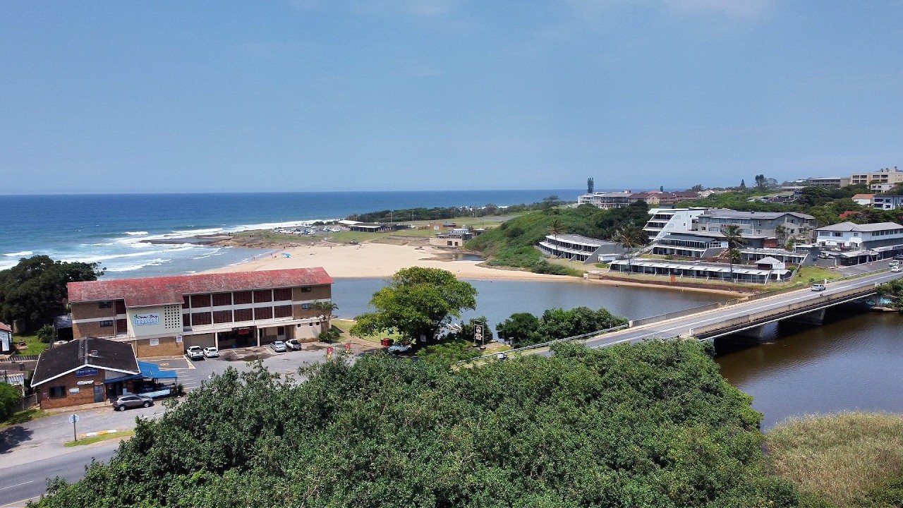 Furnished Coastal Complex Living in Shelly Beach, Margate