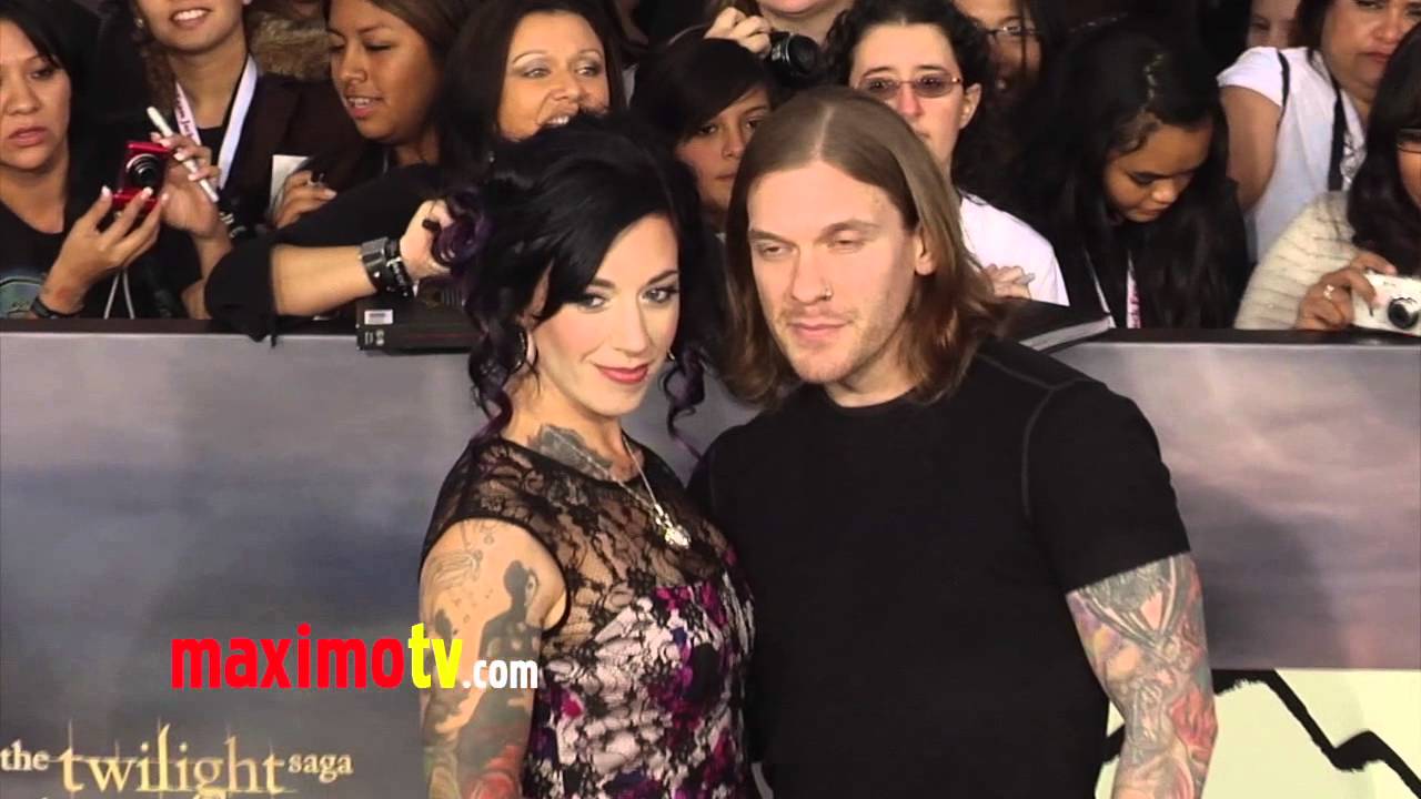 Brent Smith SHINEDOWN "Breaking Dawn Part 2" Premiere ARRIVALS