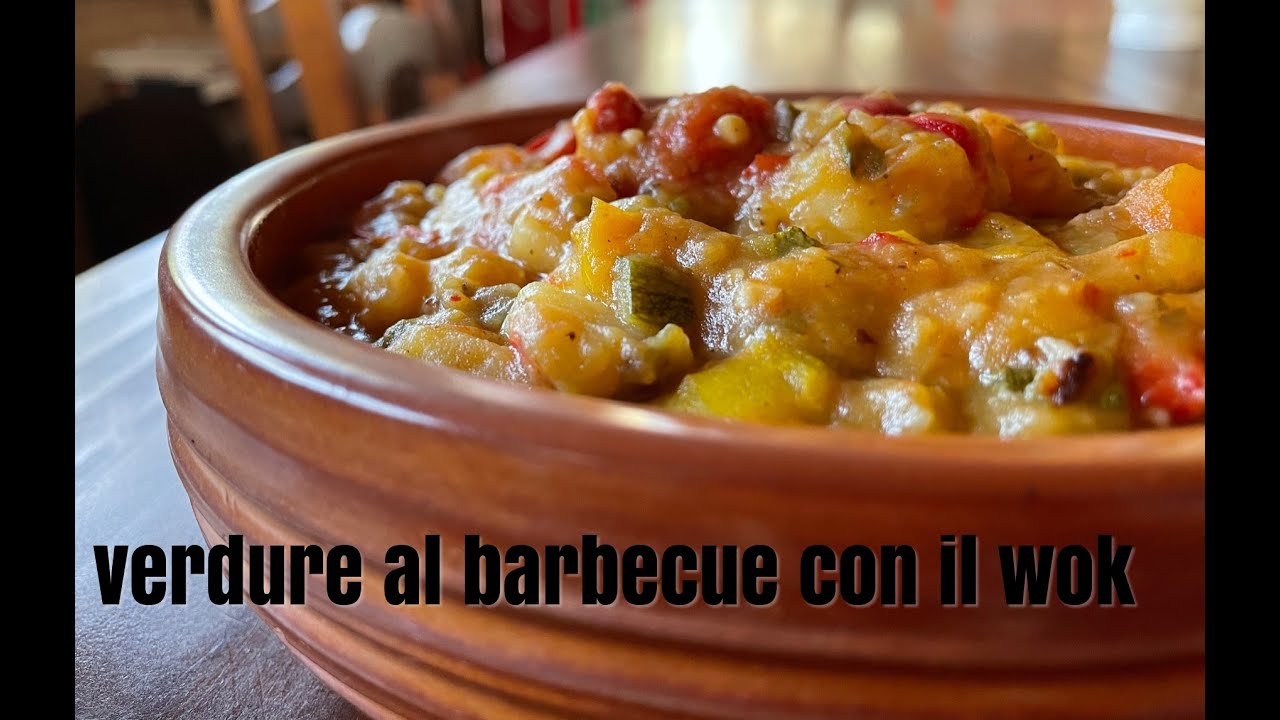 Verdure grigliate al barbecue con il Wok.