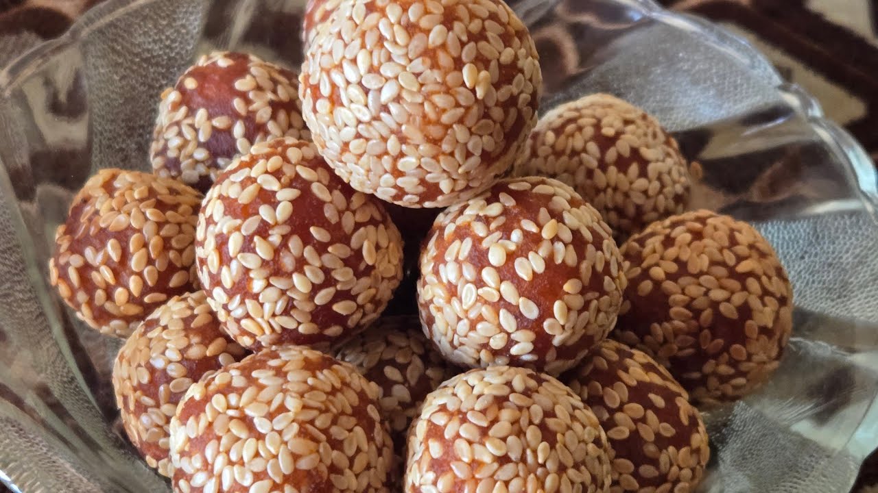 Paridevkirasoi is live gajar anarsa and mashrum malay How to make # recipi