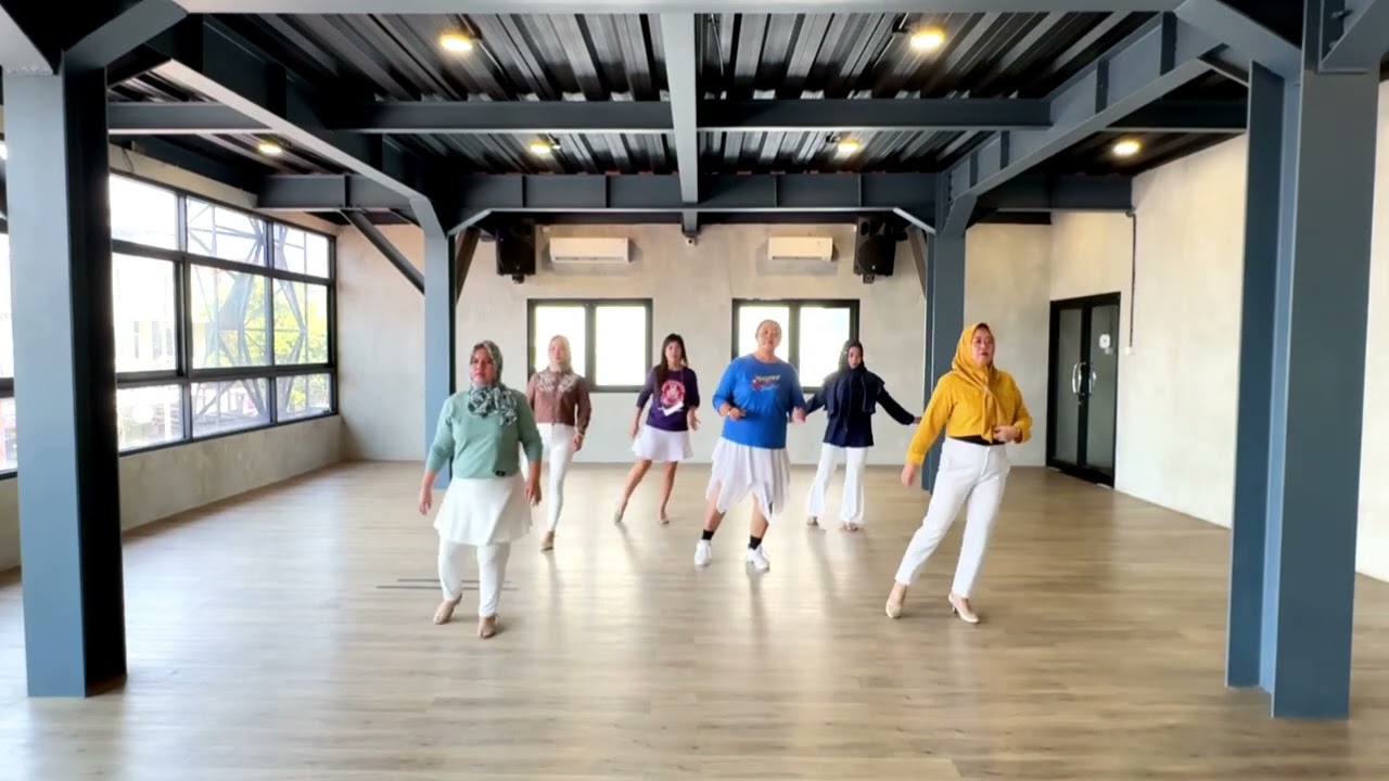I Just Wanna Love Somebody / Choreo : Barbara Wöhry (AUT) - October 2024 / Danced by Serly LDC (INA)