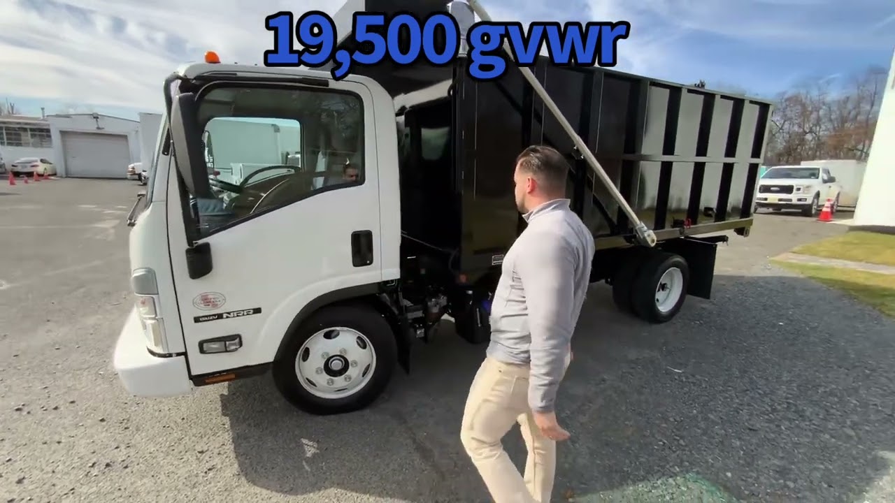 2024 Isuzu NRR diesel 14’ Custom Landscape dump