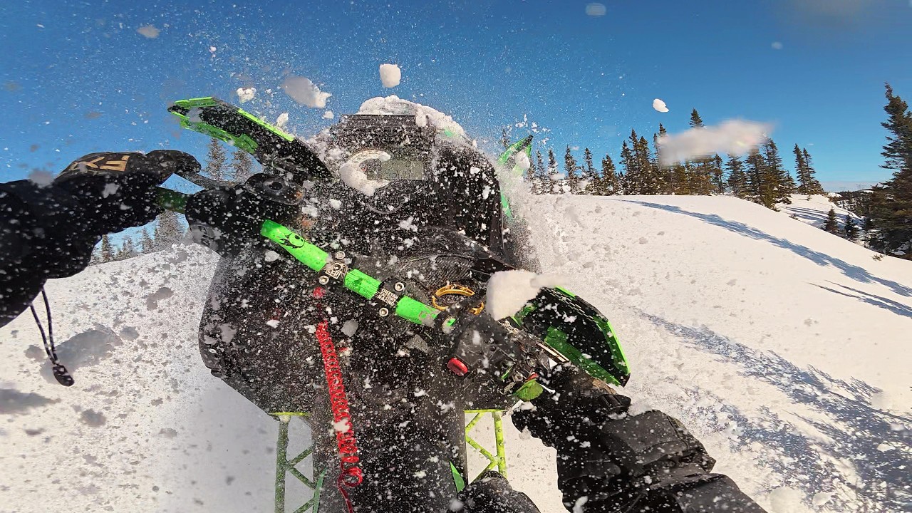 Ptite Ride a Brochu avec le  Arctic cat M8 2011  ❄️🤘  #arcticcat #snowmobile  #snowmobilefun