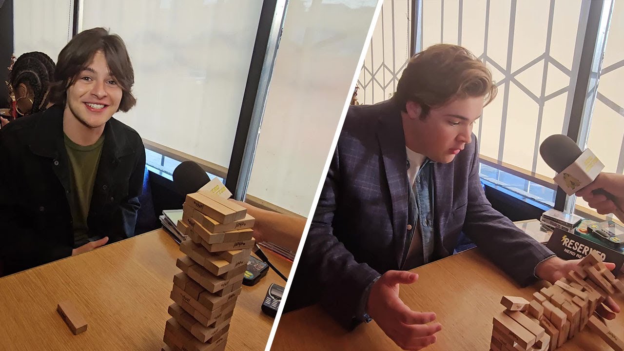 That '90s Show Cast Plays Jenga, Talks Season 2, Video Games, Favorite Singers, RoboCop