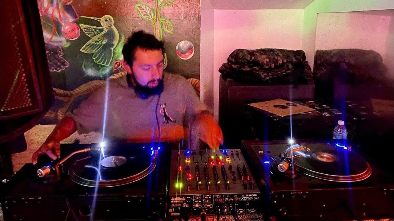 Chema ~ Vinyl set 10-21