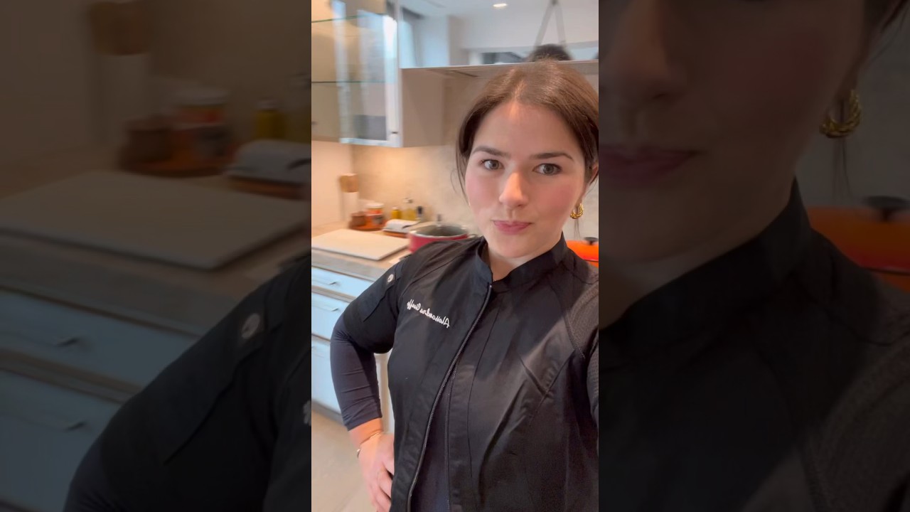 Моя первая работа частным шеф-поваром 🥹🔪👩&zwj;🍳
