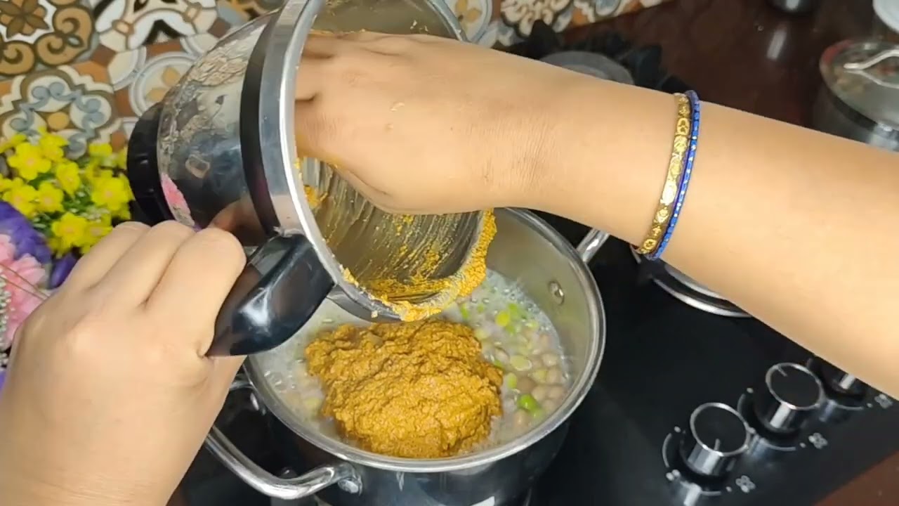 ಹಿದಕವರೆ ಬೇಳೆ ಹುಳಿ/Field beans gravy @samhithasaviruchi #samhitha #avarekalu #gravy #sambar #huli 