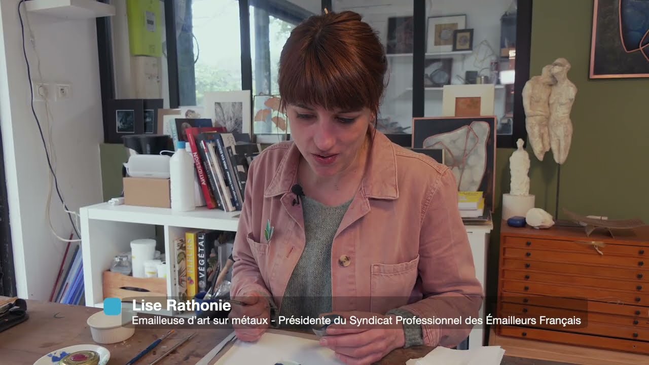 Lise Rathonie : Émailleuse d’art sur Métaux