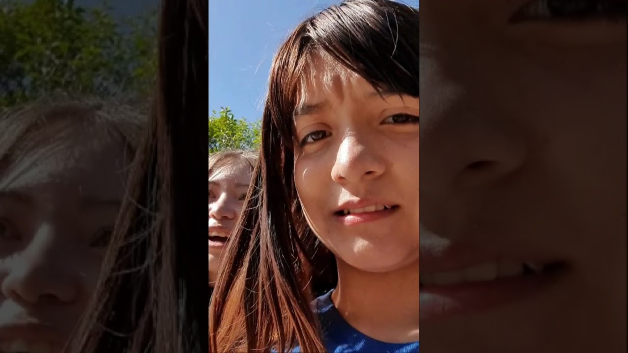 Aquí en el centro solax con la Martina y ayleen