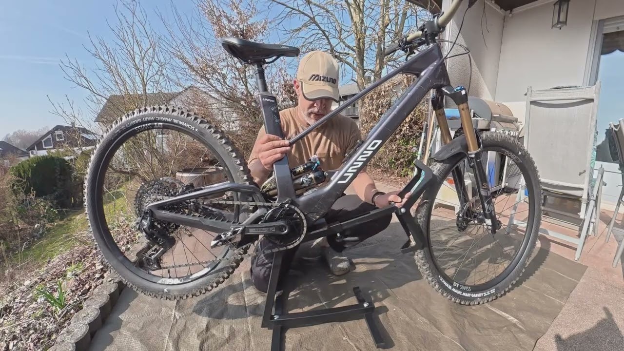 Laaaaangweilig! 2 Schrauben in 22 Minuten... Dragonworks MTB-St&auml;nder