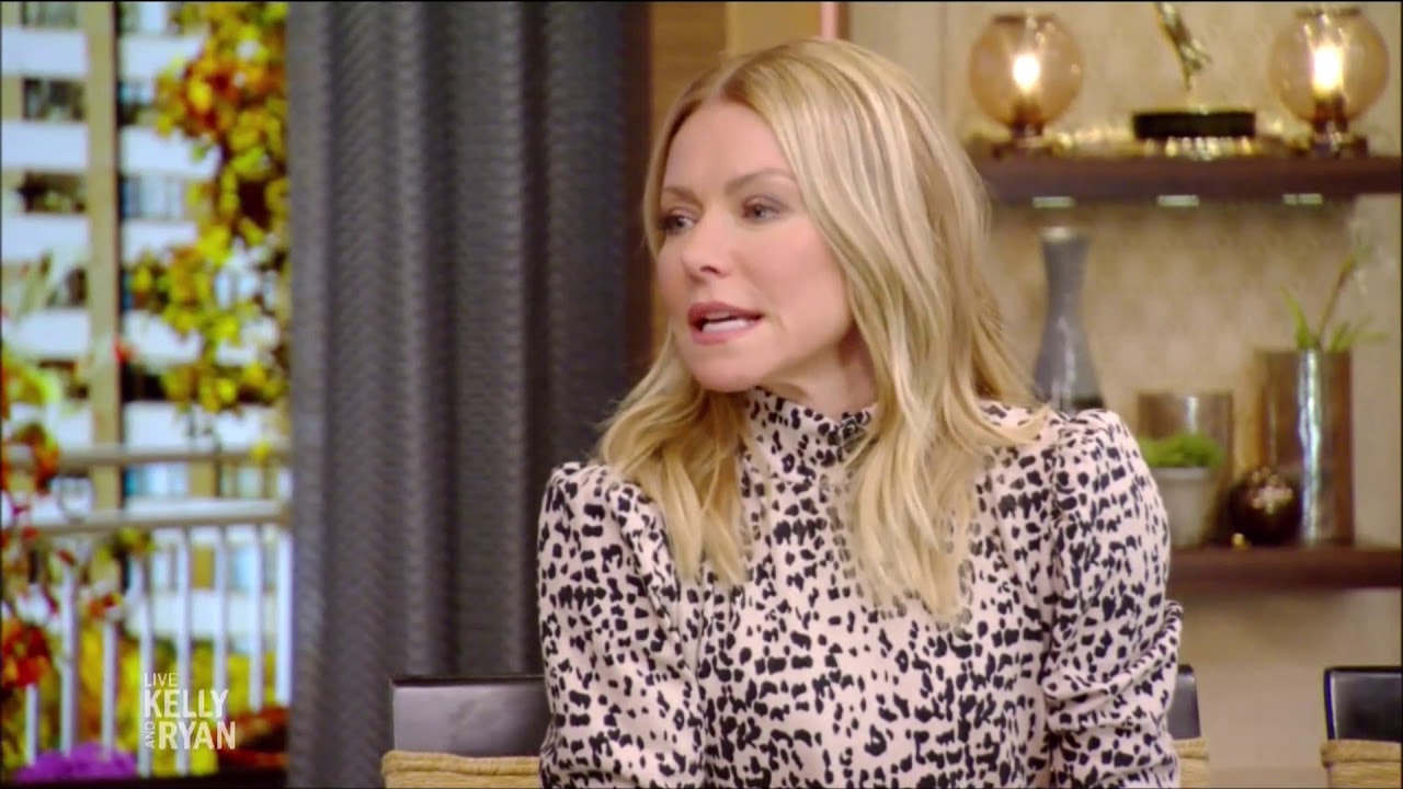 Kelly Ripa - MASSIVE THIGH WOW - 11/14/19