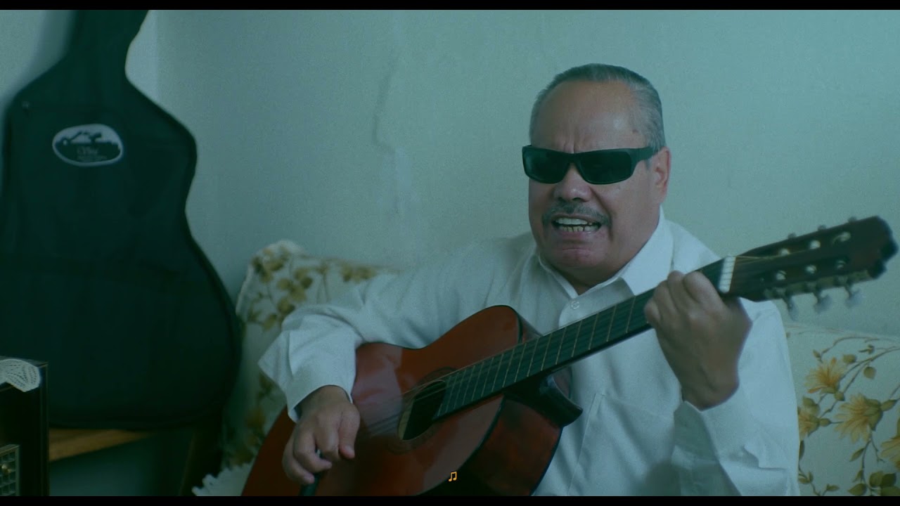 Lázaro Cristóbal Comala - Un Manhattan (video oficial)