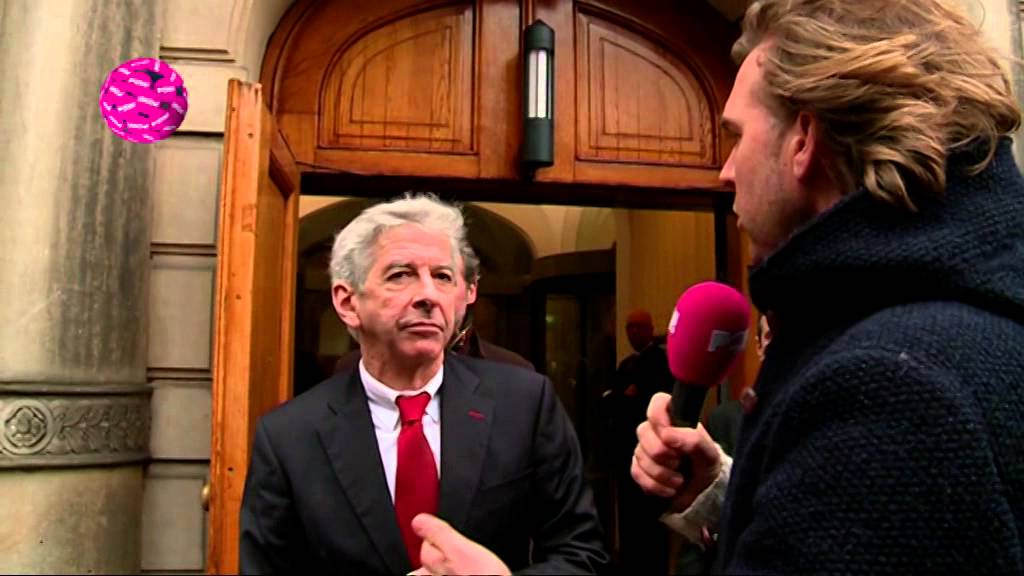 PowNews 7 feb. 2014: PowNews biedt Ronald Plasterk hulp aan