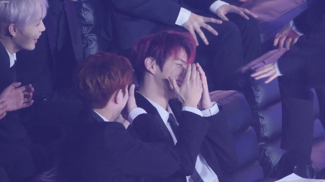 181106 워너원(Wanna One) VCR(다비치뮤비)에 나온 자기모습에 부끄러운 [강다니엘] KANG DANIEL 직캠 Fancam (지니뮤직어워즈 MGA) by Mera