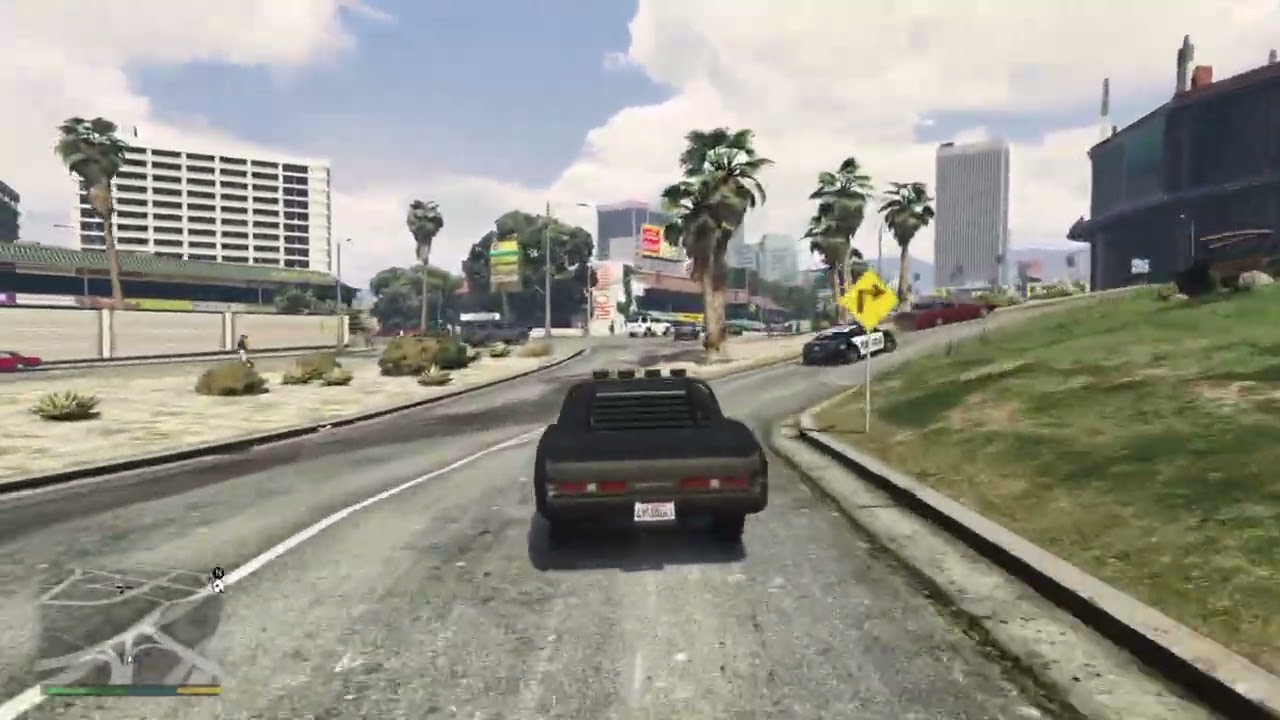 GTA 5.  Duke O'Death Police Hot Pursuit.  WTF Is The Police Up to?