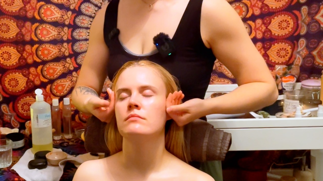 ASMR Indian Head Massage with ​⁠@Jazzmutchholisticsasmr (Unintentional ASMR)