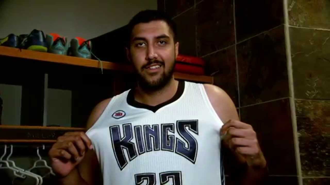 Sim Bhullar Suits Up for First NBA Game