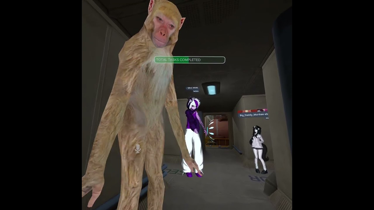 VRChat. Among us 🤔
