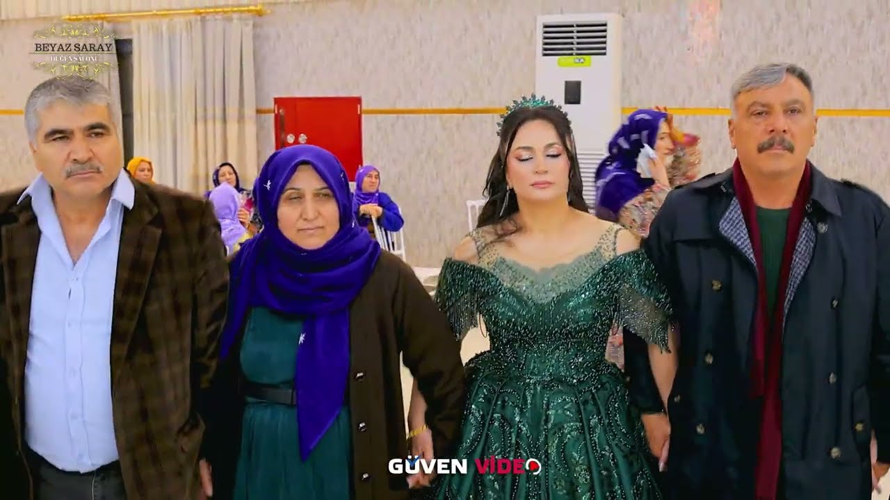 Ekinci & Selimoğlu -  Yasemin & Bahri   Beyaz Saray Ailesi Sunar