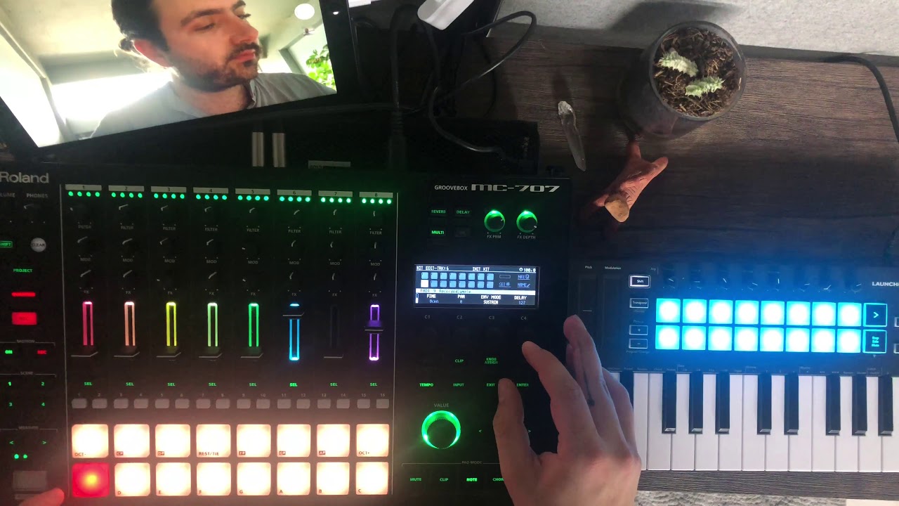 MC 707 TUTORIAL - Looper track and adding more looping samples to drum and tone tracks
