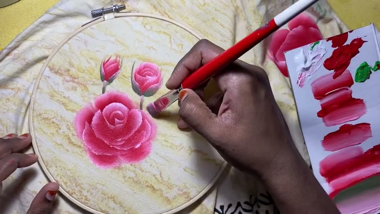 One stroke painting on fabric using fabric painting