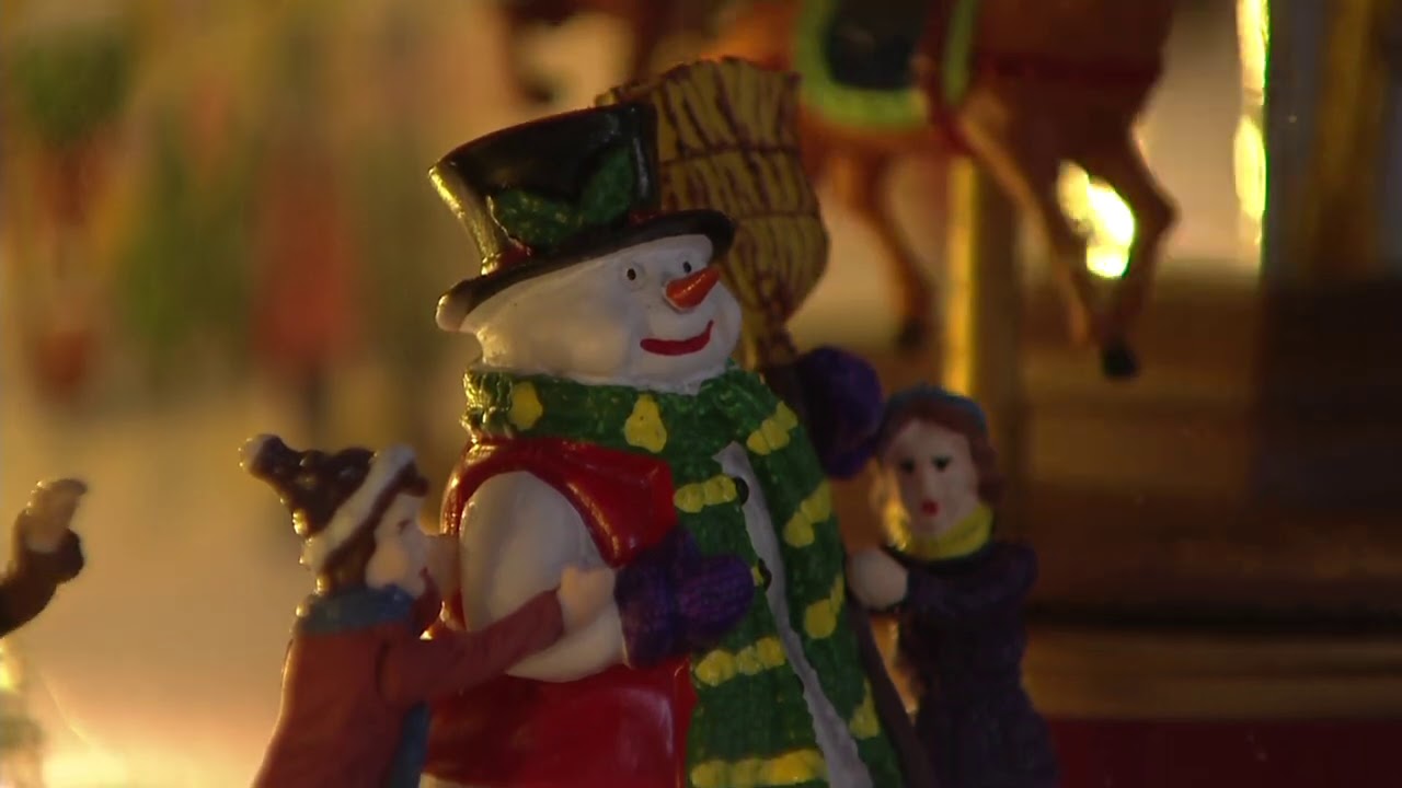 Mr. Christmas Heirloom Music Box on QVC