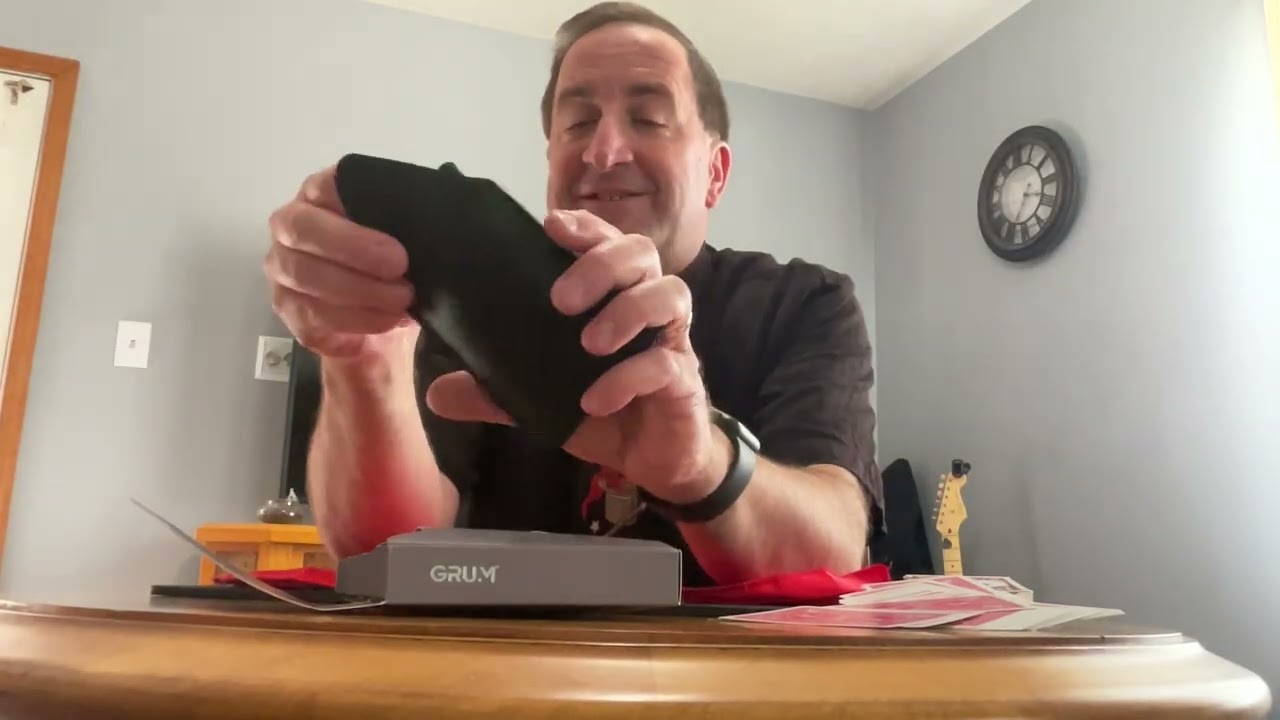BABU Magic Wallet Review @ Hocus in Focus magic reviews