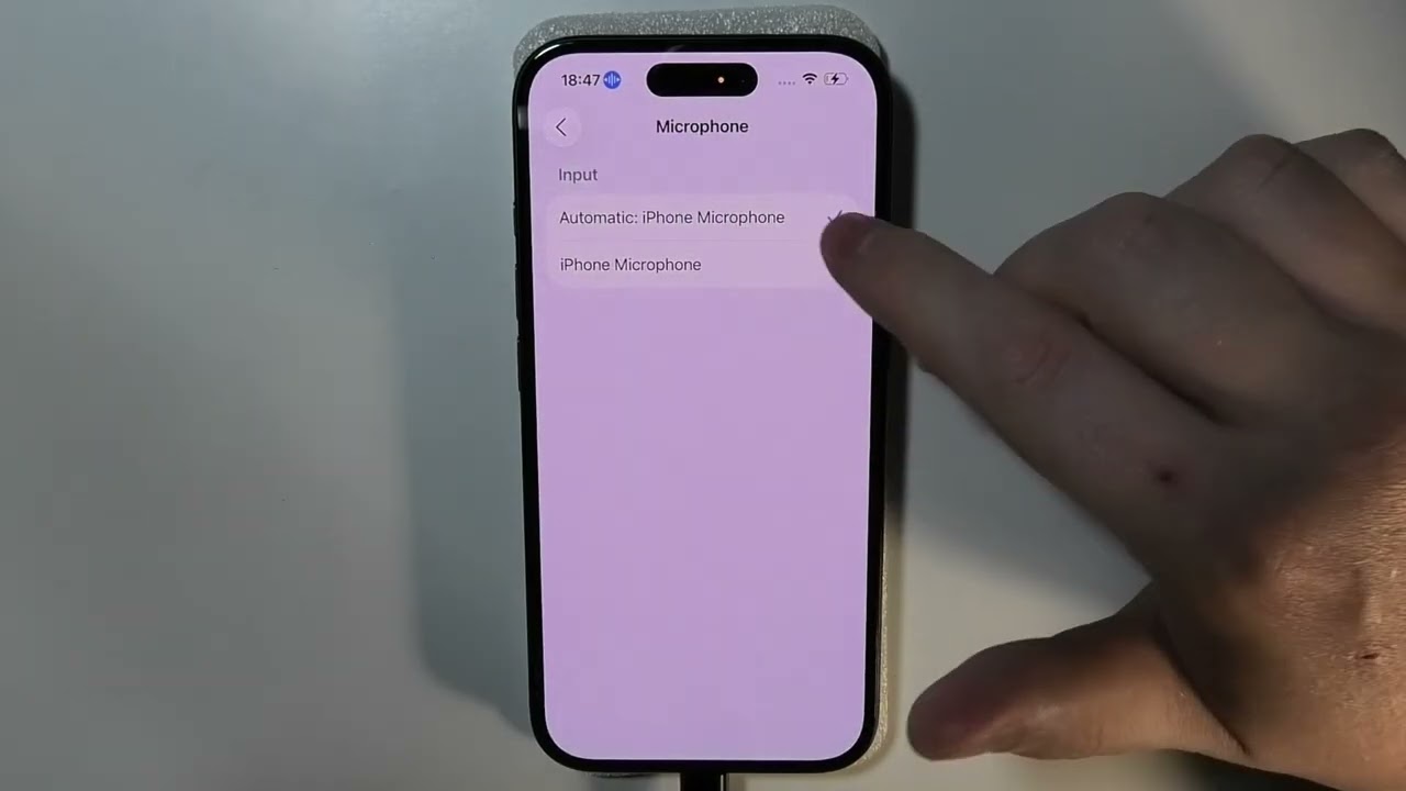 iPhone 17 - How to Change Default Audio Input/Microphone (iOS 26)