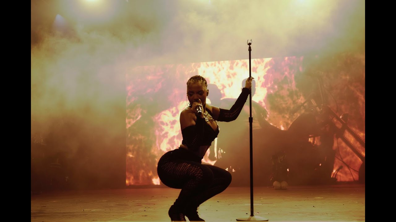Chlöchella: Behind The Scenes