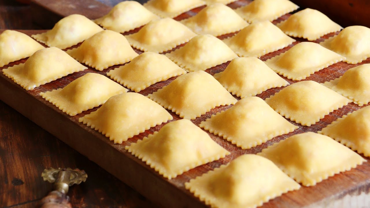 RAVIOLES CASEROS con Jamón, Queso y Ricotta | Pasta Casera - CUKit!