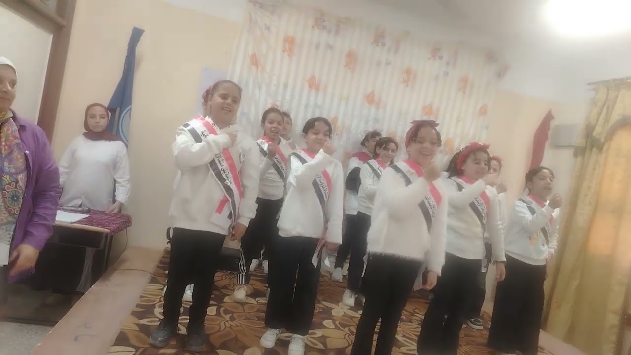استعراض انا أجمل تلميذ شاطر مدرسة منشأة بني ثروت 