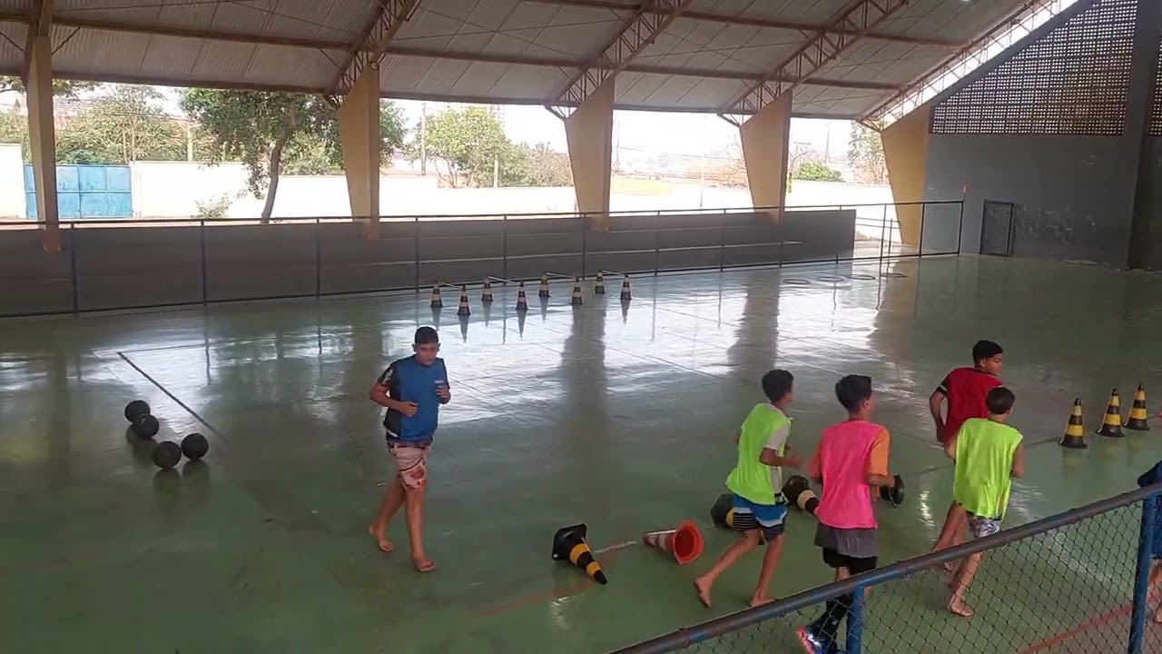 TREINO F&Iacute;SICO #futeboldebase 