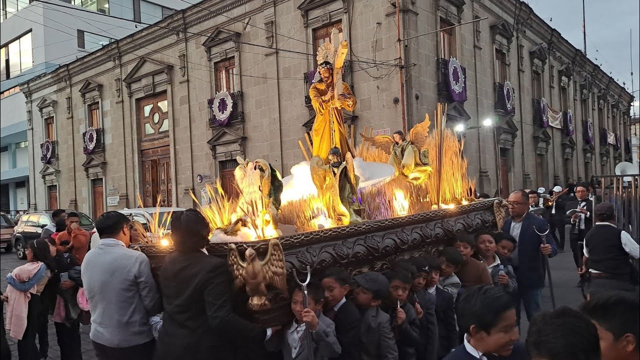 El Dulce Sueño de Jesús - Procesión Infantil de Jesús Nazareno y Virgen de Dolores 