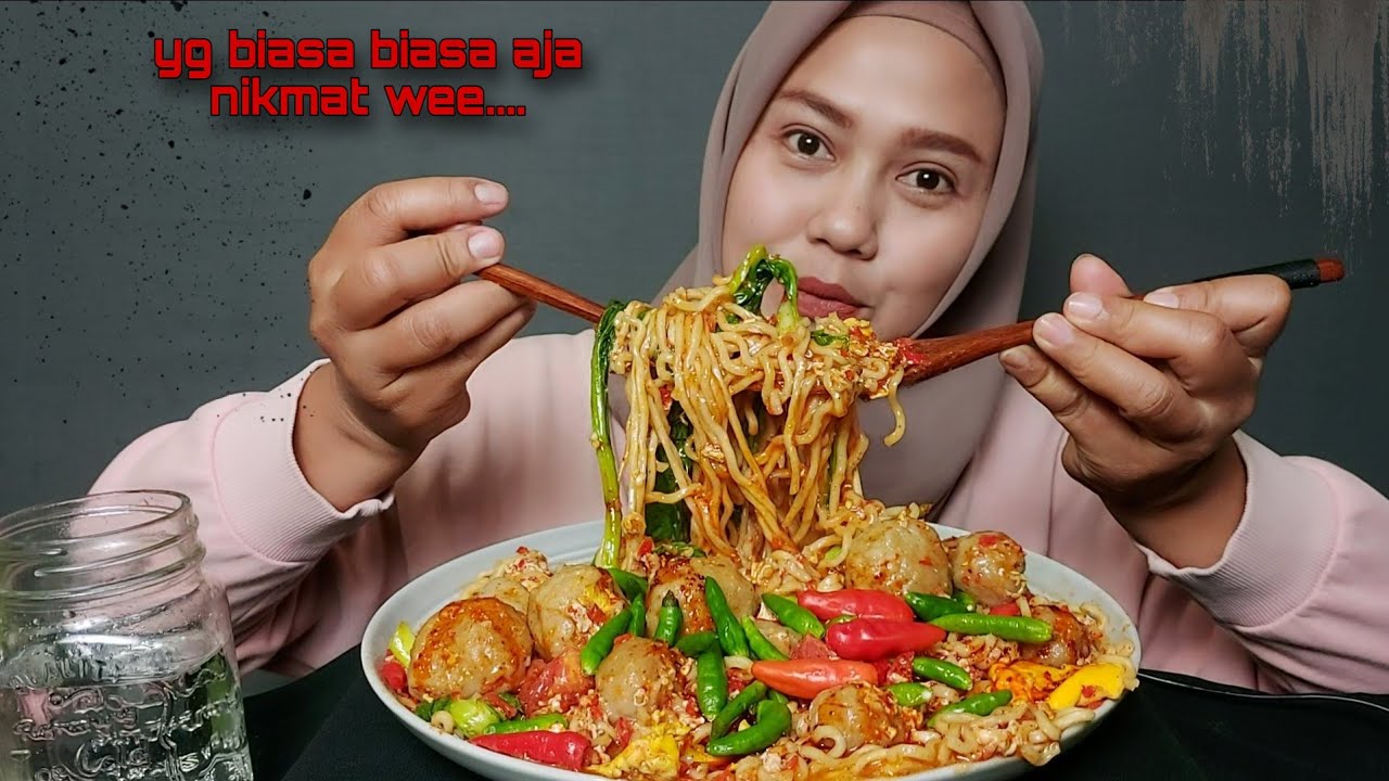 MANTEP XX HUJAN2 GINI‼️3 BUNGKUS MIE NYEMEK PEDAS BAKSO EXTRA RAWIT ||mukbang asmr indonesia#asmr