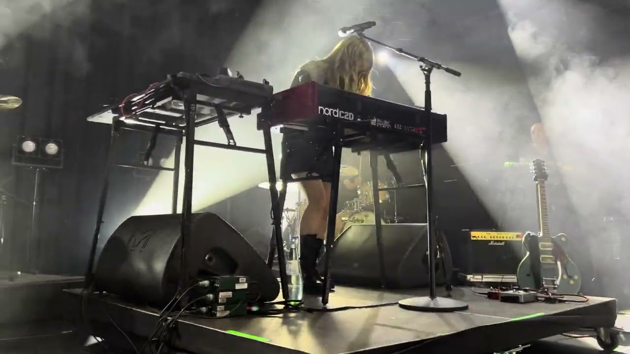 @AnnavonHausswolff  -Facing Atlas .. live CTM Berlin Opening song