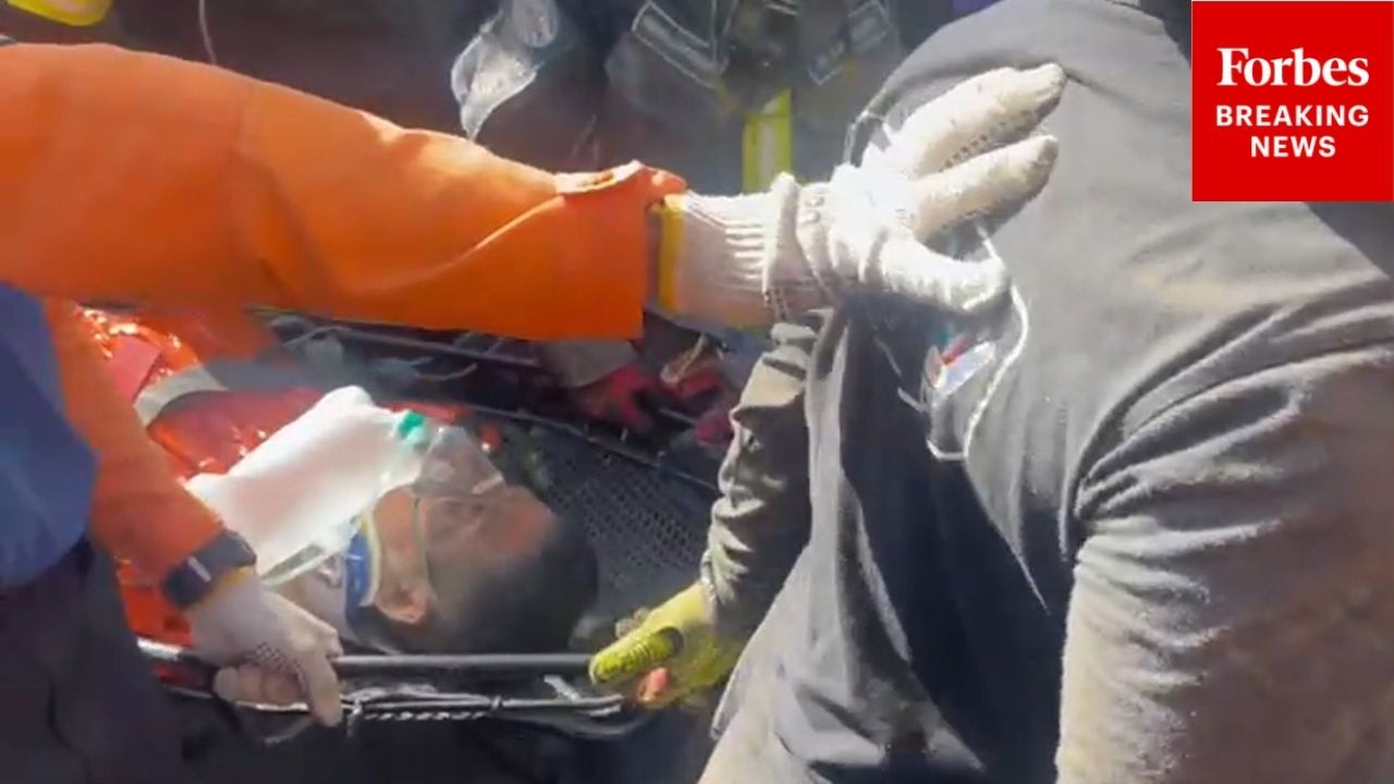 WATCH: Rescue Teams Find Man Trapped For 8 Days Following Venezuela Earthquakes