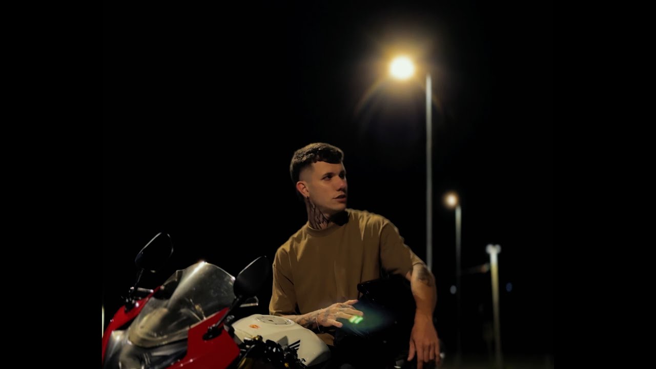 Bowks - Becos Escuros (Clipe Oficial)