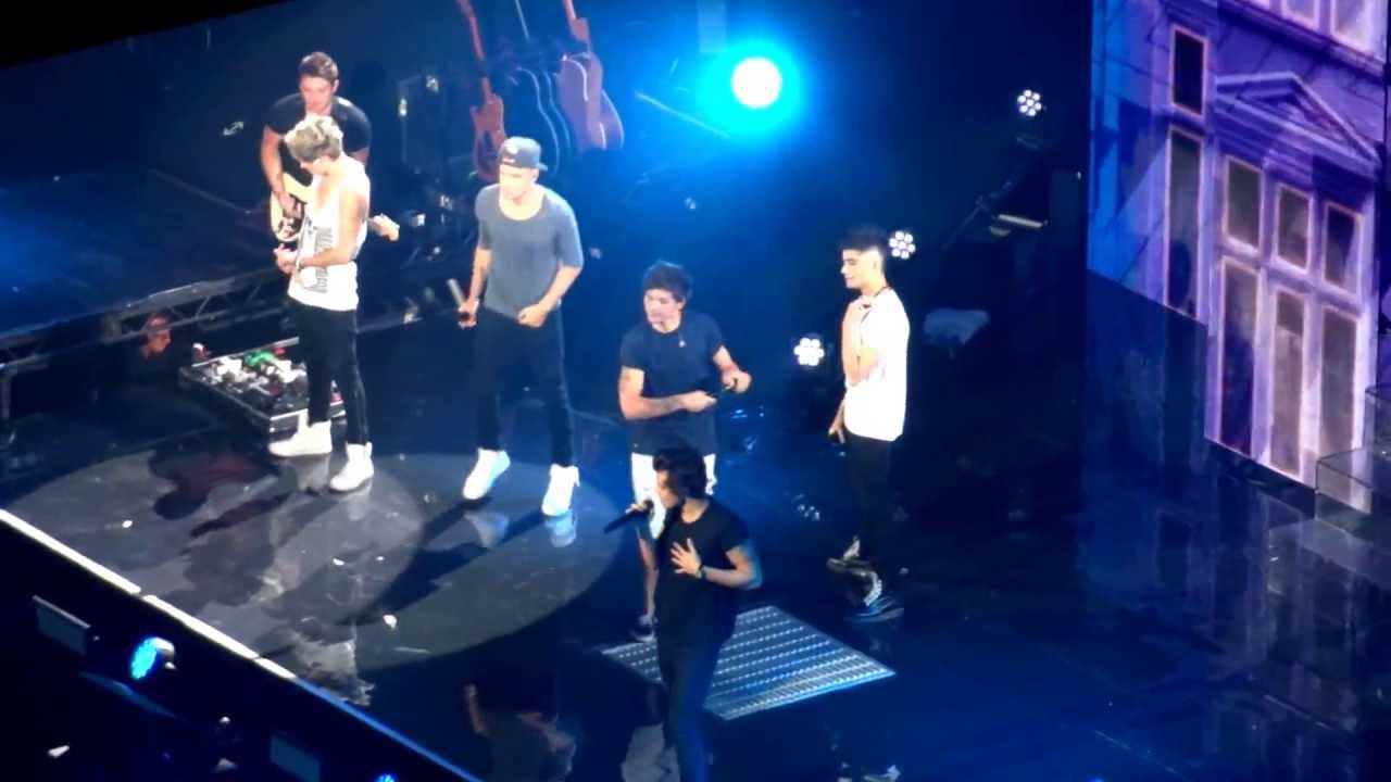 One Direction Montreal 2013-Up All Night HD