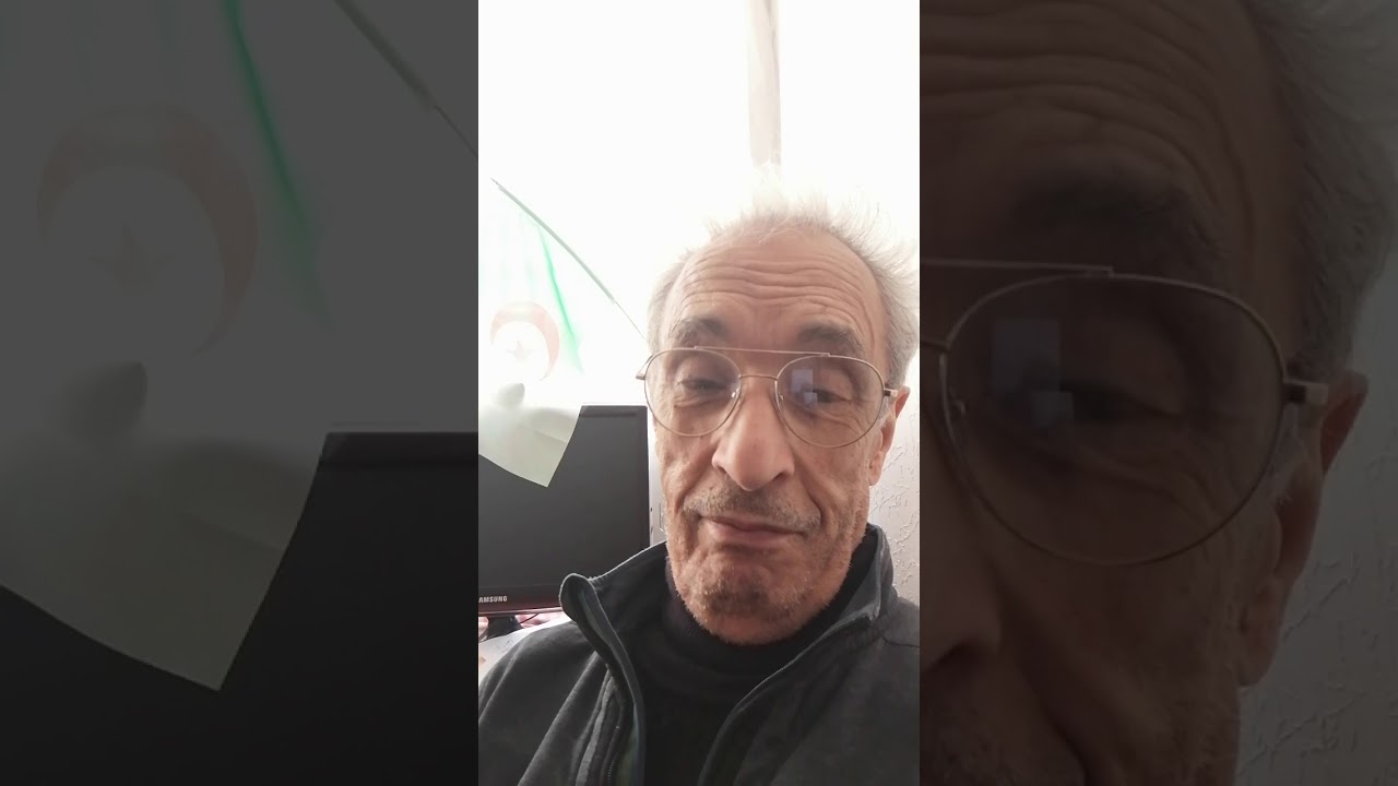 Un Cadeau Pour MANAR SLIMI qui se pr&eacute;tend Commentateur Politique de sa Majest&eacute; M6