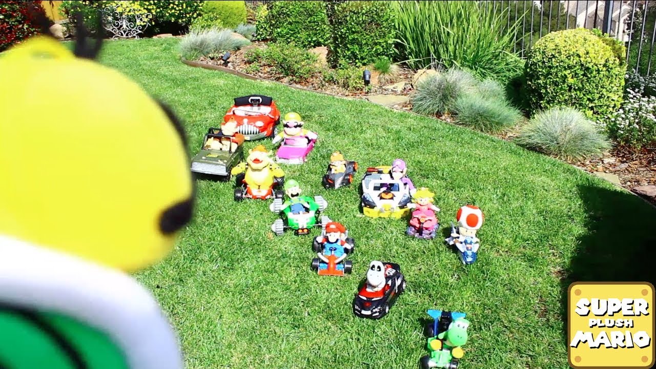 TEAM RACE | Super Plush Mario