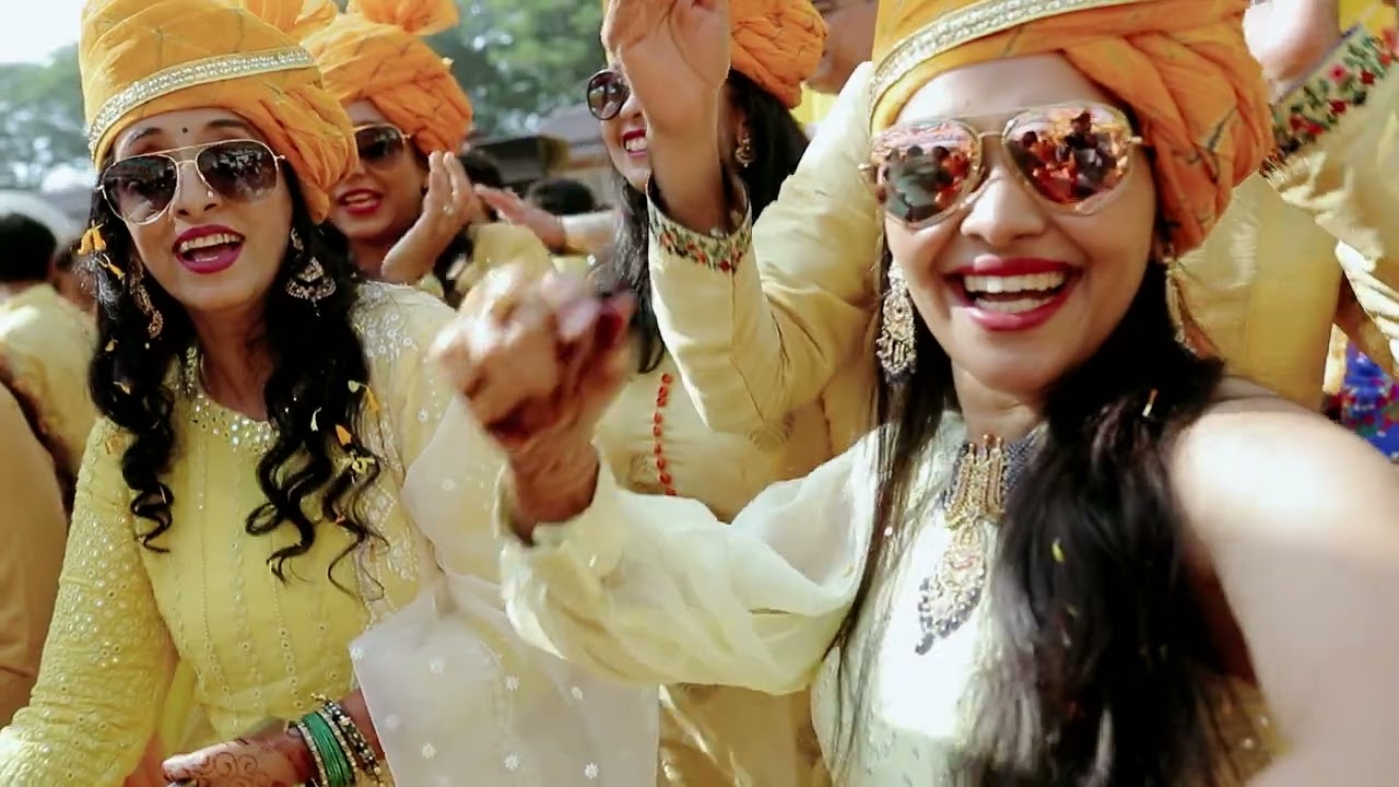 PHOOLON KI HOLI