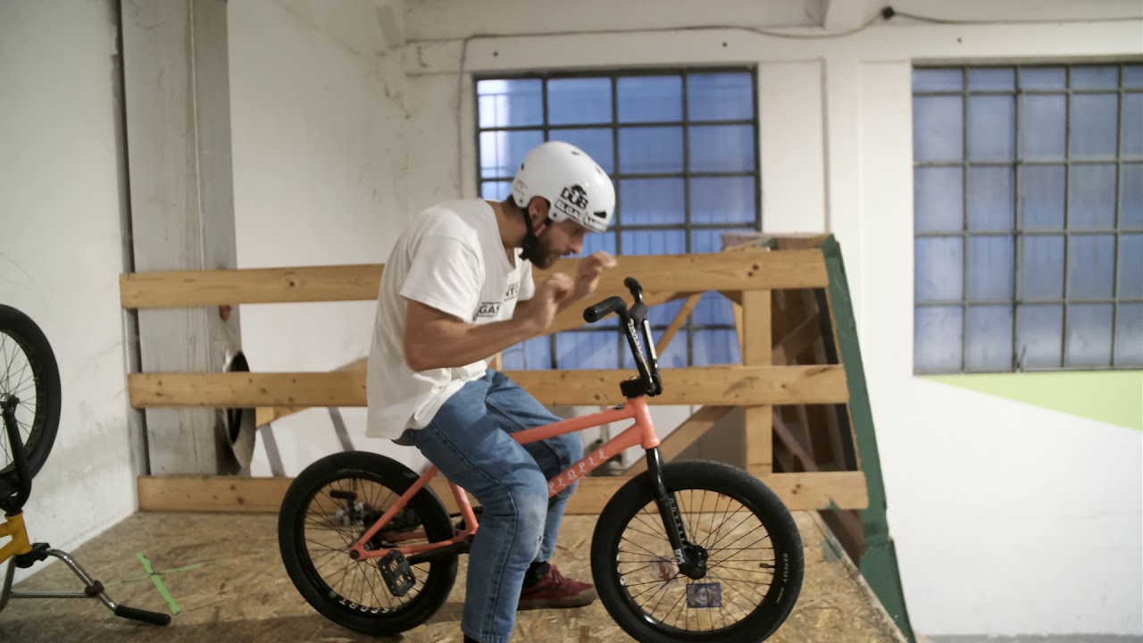 Tutorial: come CAPPOTTARE in BMX - how to backflip - Dinamo Cicli
