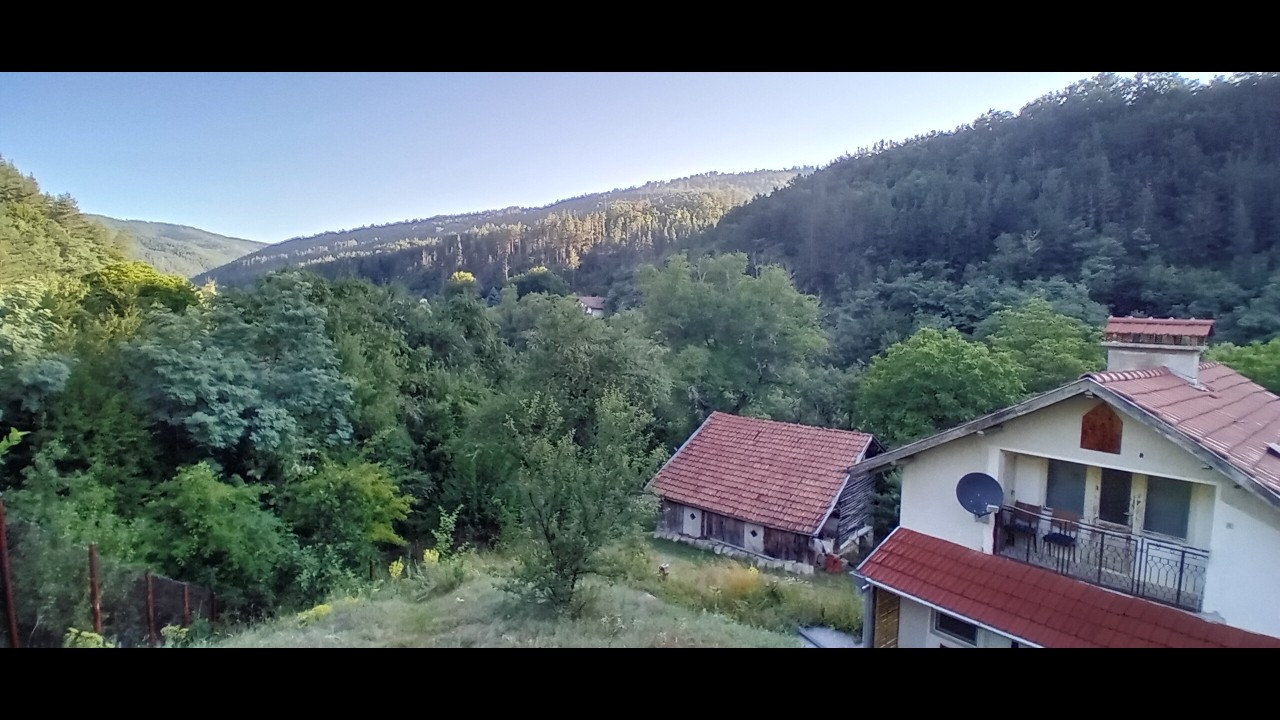 Hiking & Nature Trails: Your Backyard is the Western Bulgaria Highlands | @MountainHouseBulgaria