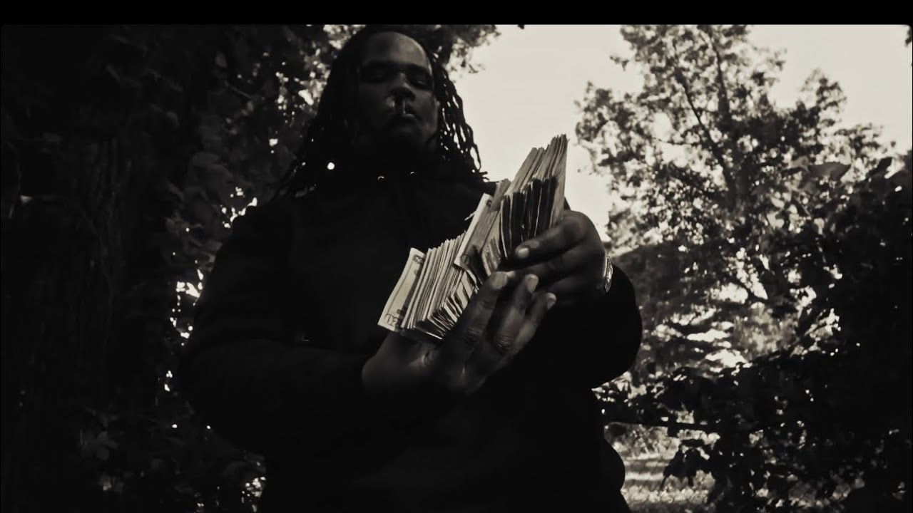 RoddyTreyy- How it work (official music video) @shotbyJ.R 