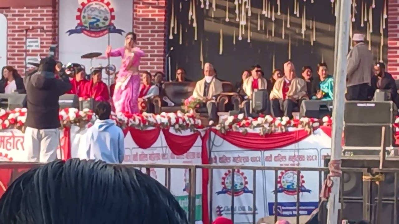 WALING.      MA.         ARCHANA.      RAMRI.     XU      VANDAI