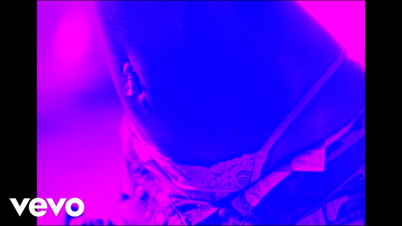 Tyla - FEEL SOMETHING (Official Visualizer)