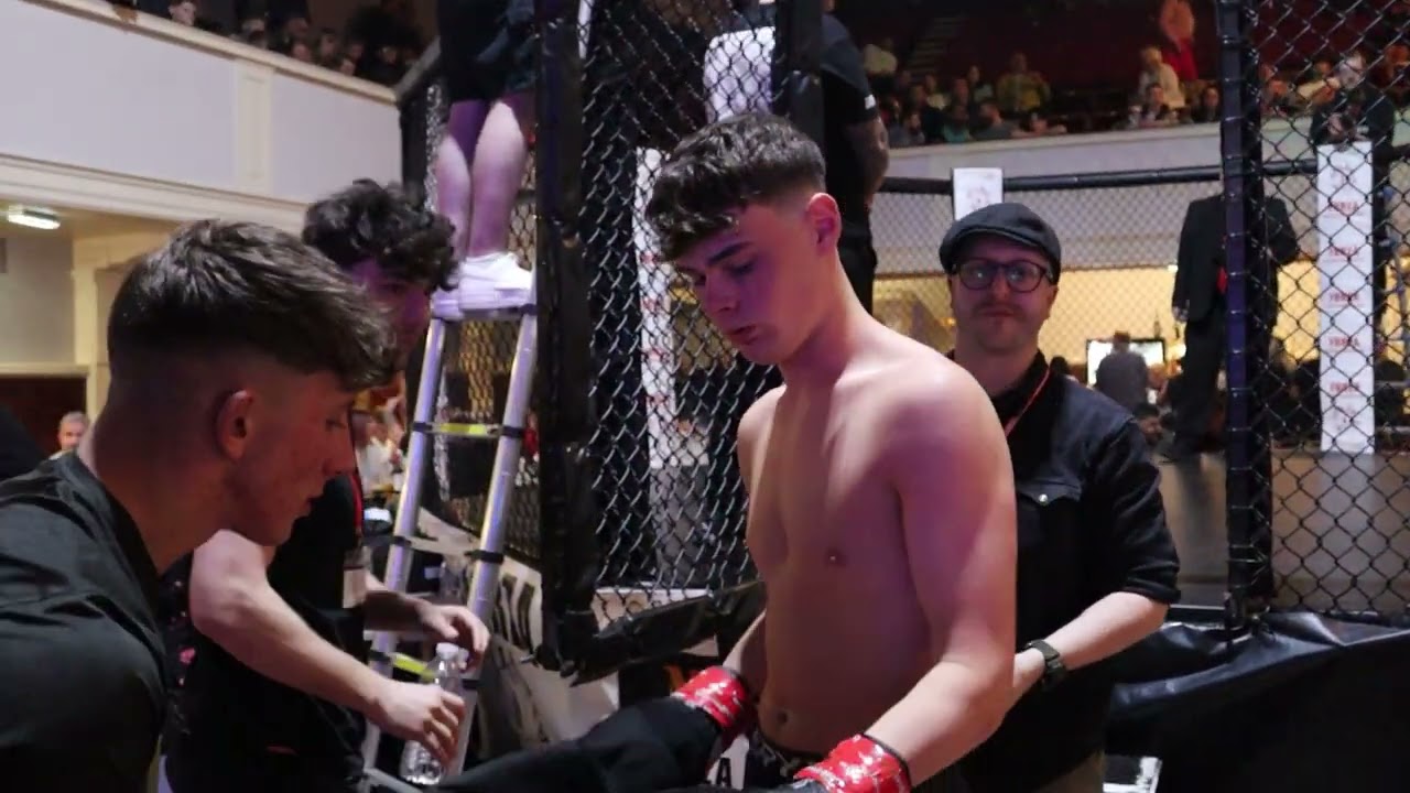 BROOKLYN BURCH SBG SOUTHSHIELDS VS MALACHI SKINNER MACSIMUM MMA