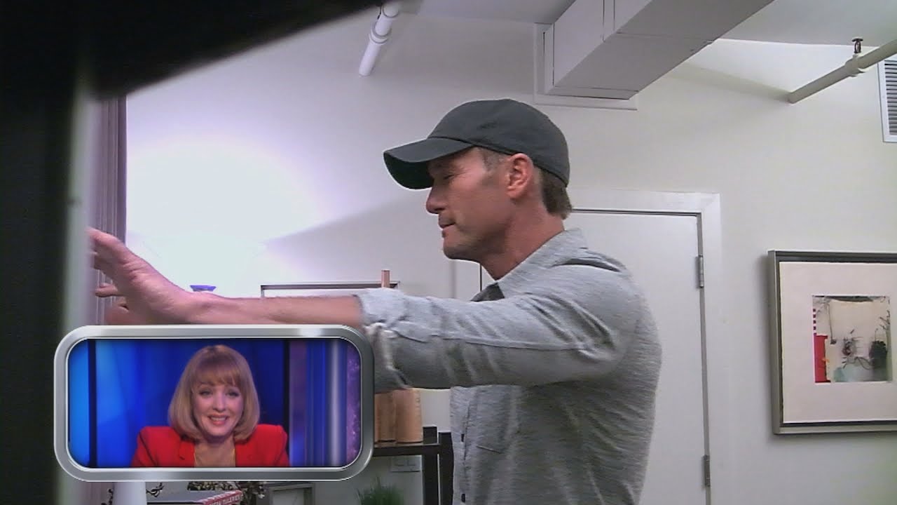 Tim McGraw Seeing Double on '#RepeatAfterMe'