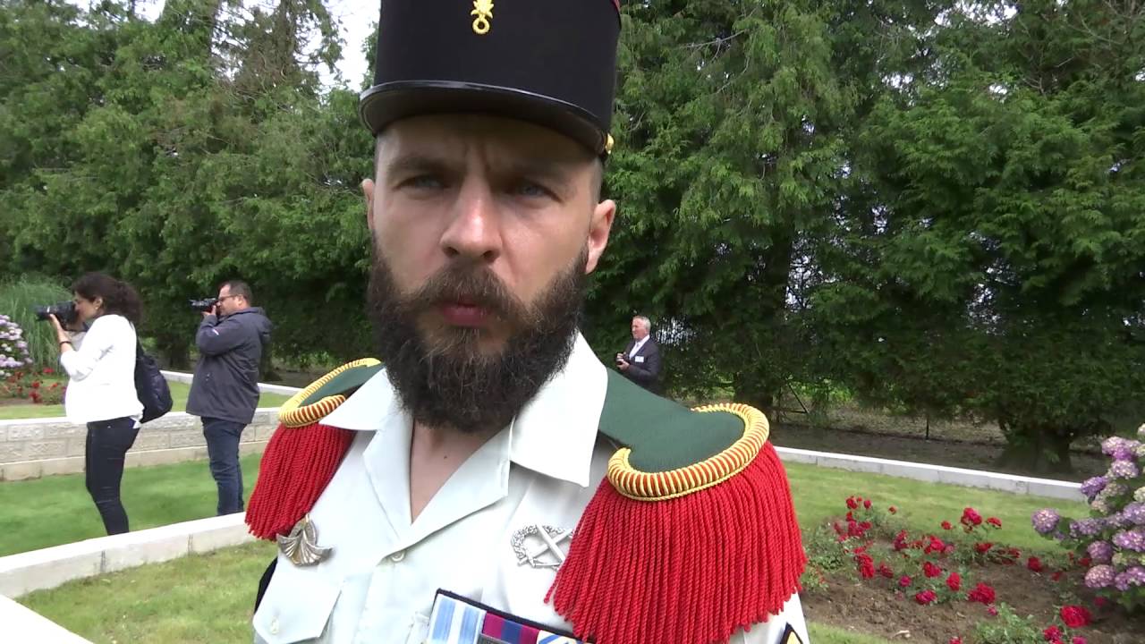 C&eacute;r&eacute;monie en hommage aux l&eacute;gionnaires Alan Seeger et Camil Campanya