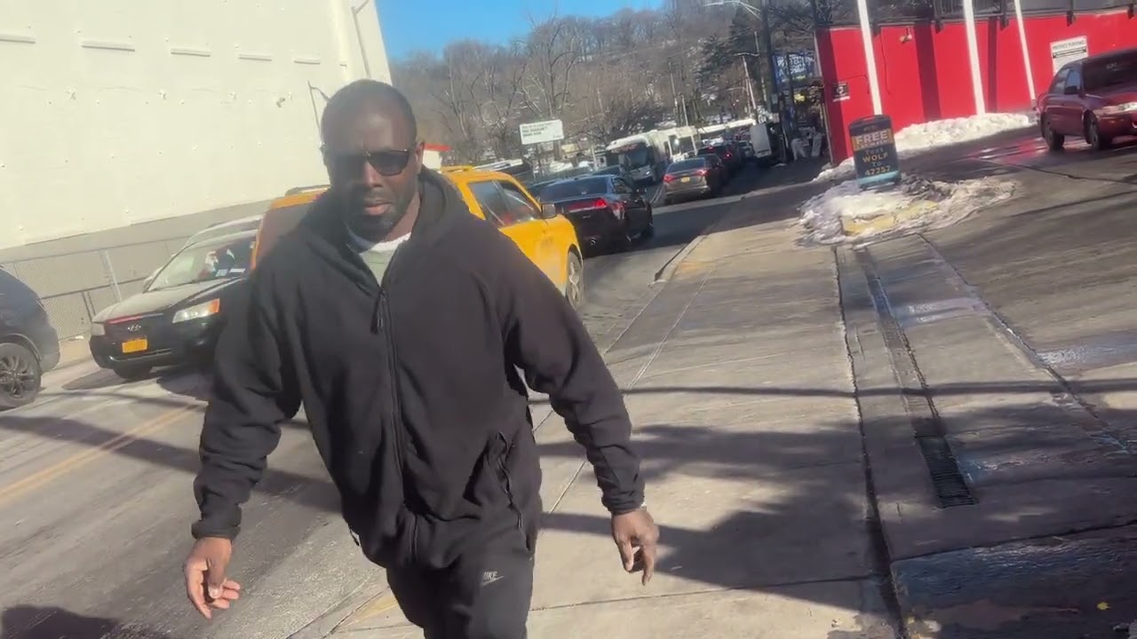 BEE-LINE BUS SAW MILL RIVER RD ACTION ROUTES 30 NIS 5 423 410 413 25 482 481 483 472 471 473 430 9 